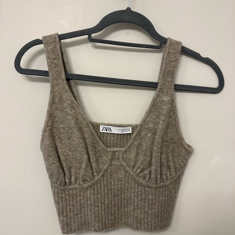 Zara Beige Ribbed Knit Sweater